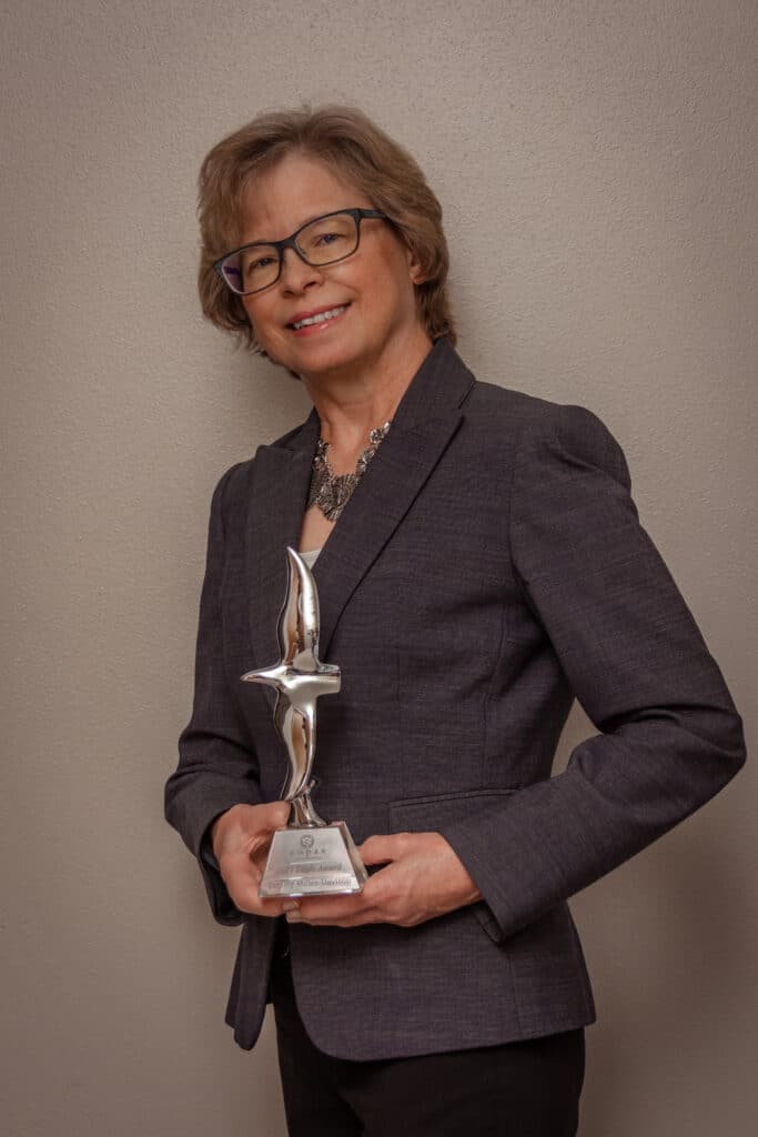 COPAS 2021: A Year In Review - 4 - Council of Petroleum Accountants Societies tammy-miller-davidson-award